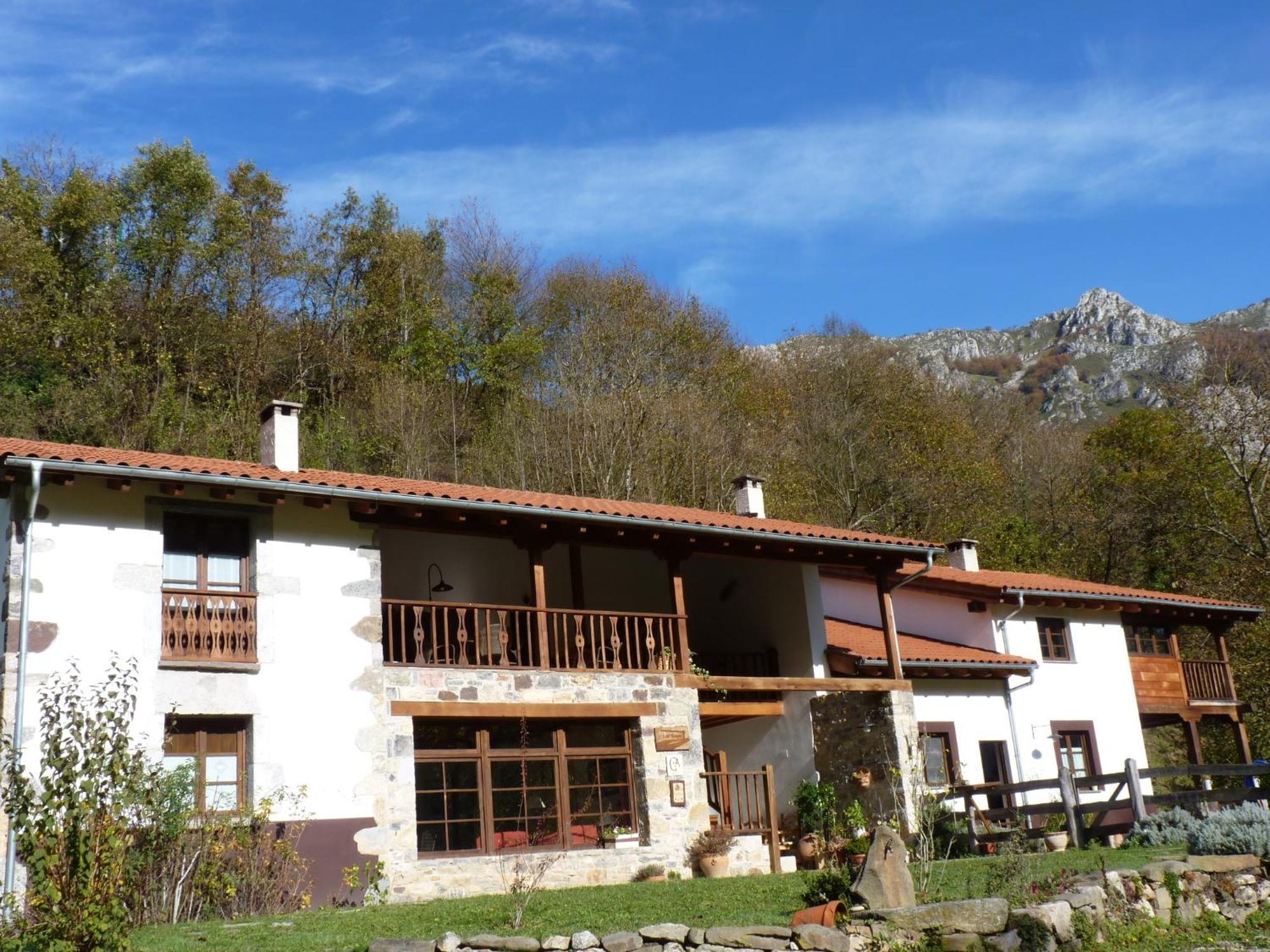 Casa Rural Los Riegos Caso ภายนอก รูปภาพ
