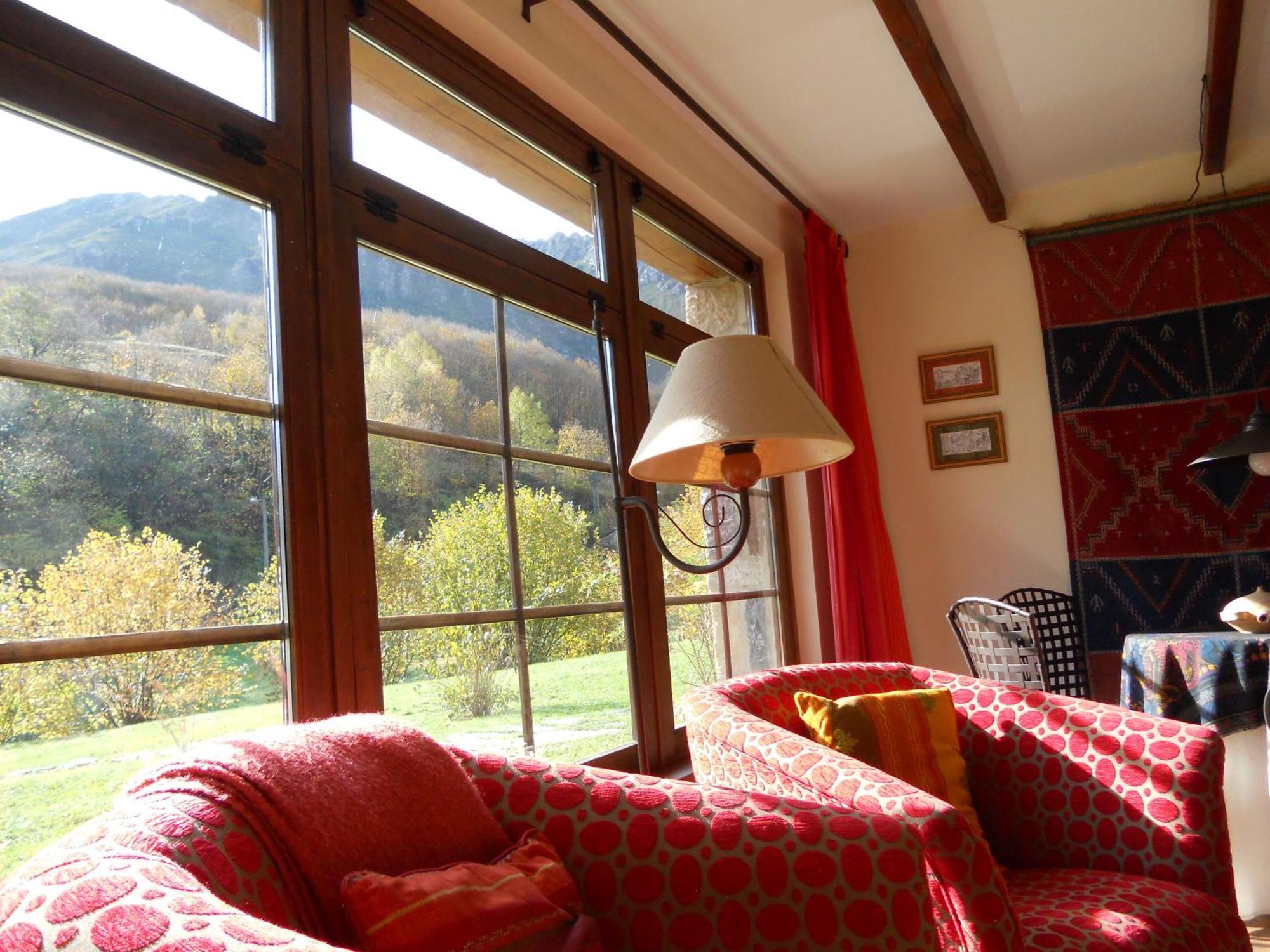 Casa Rural Los Riegos Caso ภายนอก รูปภาพ