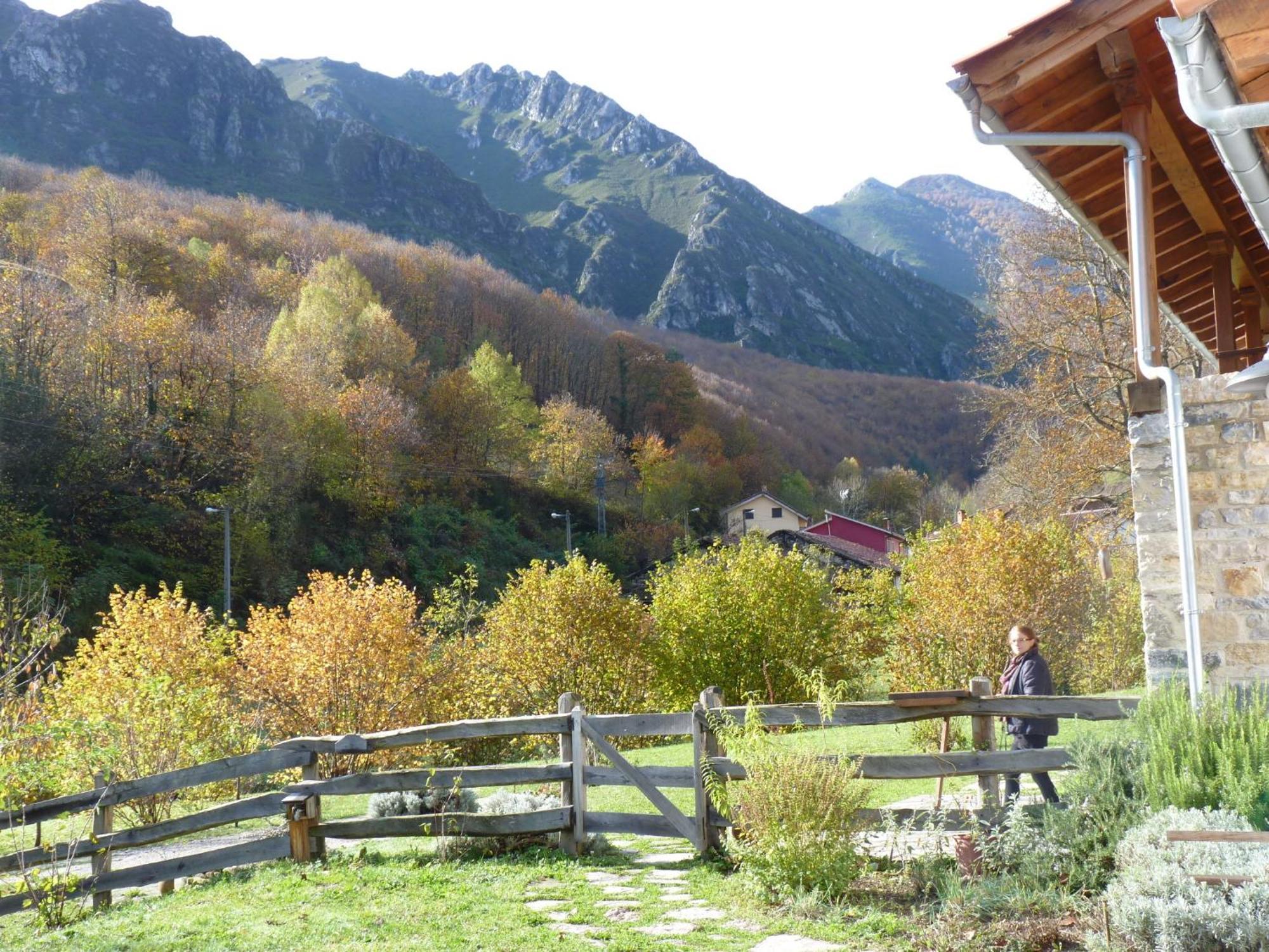 Casa Rural Los Riegos Caso ภายนอก รูปภาพ